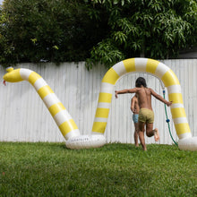 Load image into Gallery viewer, SNAKE GIANT SPRINKLER - INTO THE WILD YELLOW