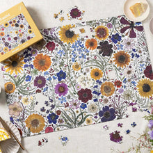 Load image into Gallery viewer, BOTANIST PUZZLE 1000pc