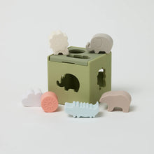 Load image into Gallery viewer, SILICONE SORTING BOX - ANIMALS
