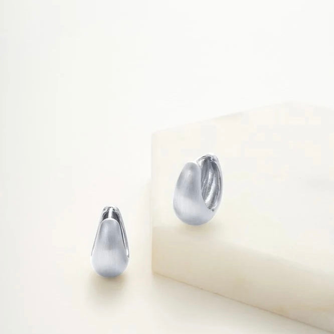 SILVER STEPH BRUSHED HOOP