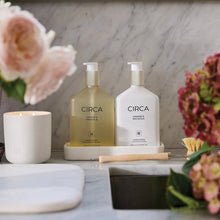 Load image into Gallery viewer, JASMINE &amp; MAGNOLIA 450ML HAND LOTION
