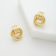 Load image into Gallery viewer, POPPY EARRINGS IN GOLD
